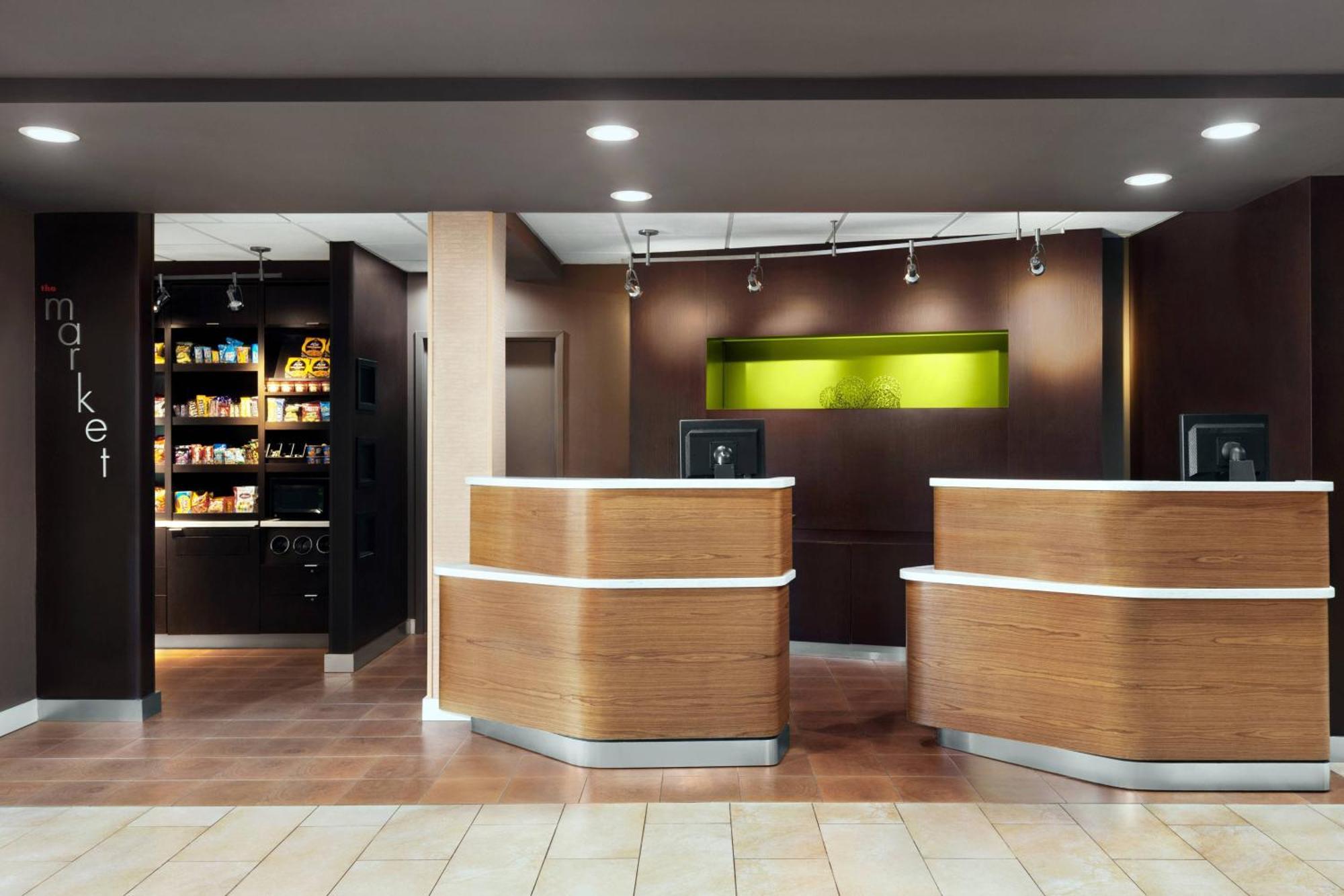Courtyard by Marriott Tulsa Central Exteriör bild