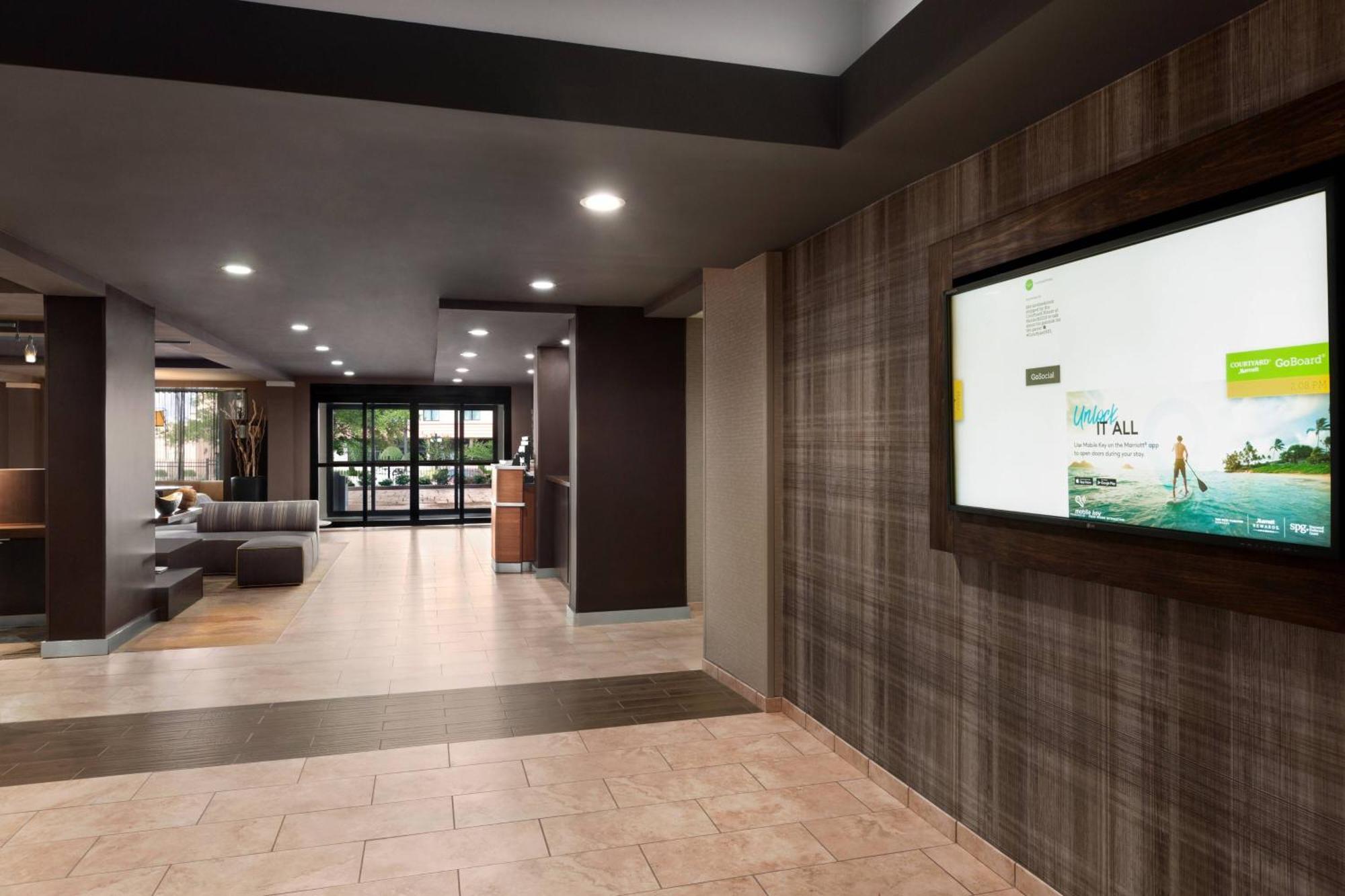 Courtyard by Marriott Tulsa Central Exteriör bild