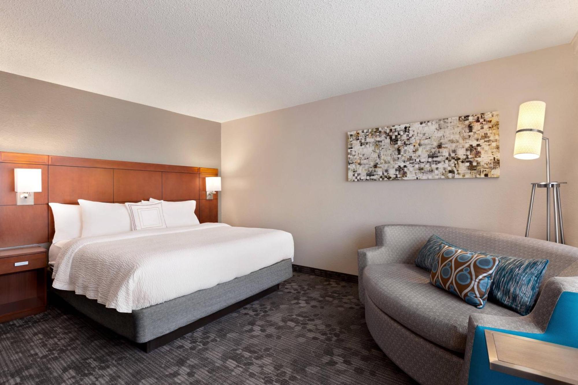 Courtyard by Marriott Tulsa Central Exteriör bild